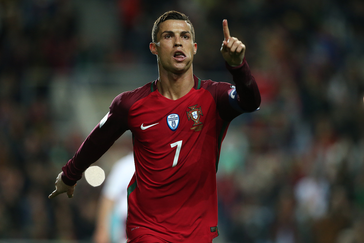 xingkong体育-Ning焦点对战，C罗与30激战中国队分钟，夺冠胜负难料！引发球迷热议-xingkong体育