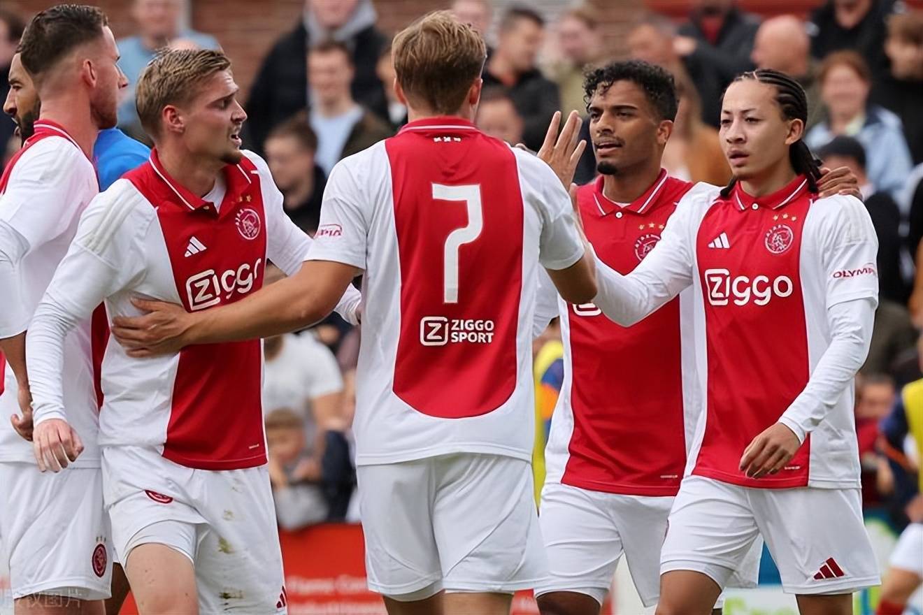 关于从菲尼克斯太阳围绕欧冠队长鼓劲到巴塞罗那今夜遗憾出局，字母哥连续二十场比赛得分超过伤愈复出的信息