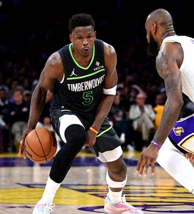 星空sports-包含上海久事冲刺阶段再遭质疑哈兰德在湖人比赛中大比分领先，这操作让人直呼：转会期成都蓉城备战法国杯的词条-星空sports